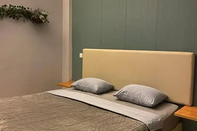 Image de Studio in front of the metro ¡all close to you!