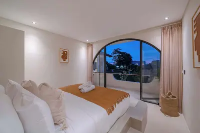 Image de 3br Rooftop Résumé:<br>V