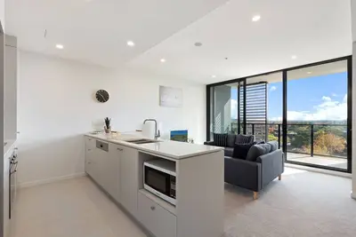 Image de Bright 1-Bed Apartment Near City Centre