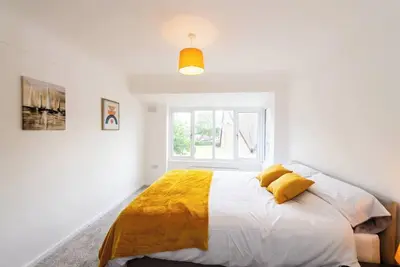 Image de Spacious 3-Bed by Beatles Attractions & Transport