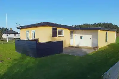 Image de Cozy summer house in Løkken