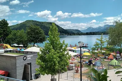 Image de Appartement de vacances 'Kärntner Seenland' avec vue sur la montagne, terrasse privée et Wi-Fi