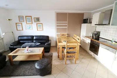 Image de Appartement \"Haus Wintersonne - FeWo Libelle\" avec jardin partagé, balcon et Wi-Fi