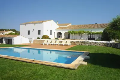 Image de Villa à Mercadal avec 4 chambres à coucher, 8 couchages