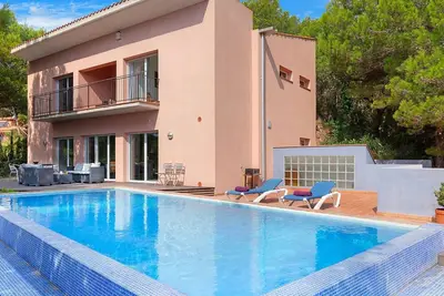 Image de Villa Ă Palafrugell avec 3 chambres Ă coucher, 6 couchages