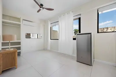 Image de Zen - Tu Pausa Minimalista en Medio de Todo