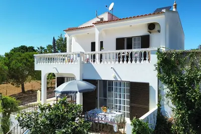 Image de Country house, 5 min from the beach, stylish, comfortable, spacious and private