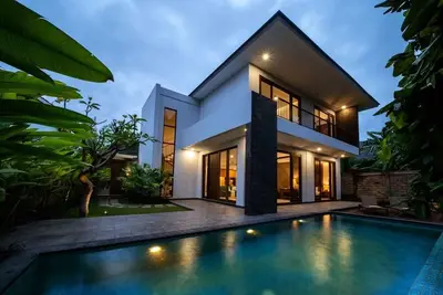 Image de Stylish 3Br Villa in Peaceful Parerenan