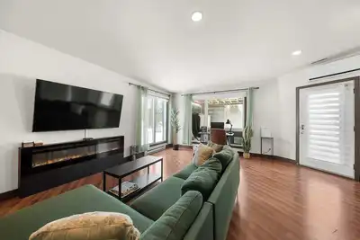 Image de Détente au bord du fleuve | Condo with Spa