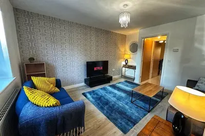 Image de Moderne-Maison-Salle de bain privée séparée-Vue sur Rue