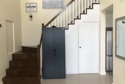 Image de Beachfront Bliss in Portmore 2br with Ocean Views & Modern Comfort, pool access