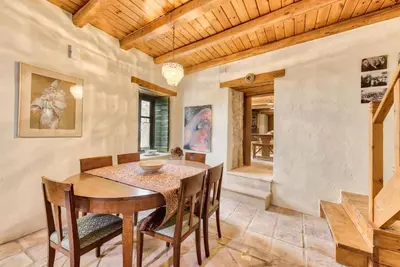 Image de Eri Traditional House