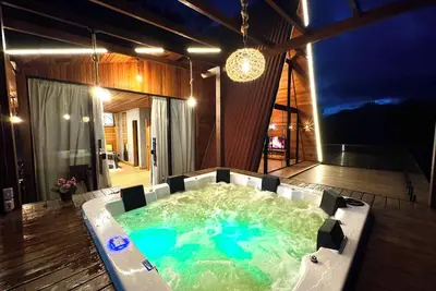 Image de Chalé com Jacuzzi a 8km de Santa Teresa