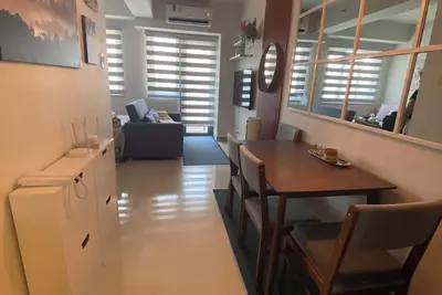 Image de Family Suite deluxe 1-bedroom condo walking distance to Moa, Sm store in Pasay