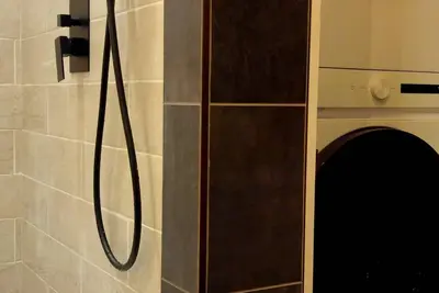 Image de The Aviator: Serene Ambience & Stylish Comfort