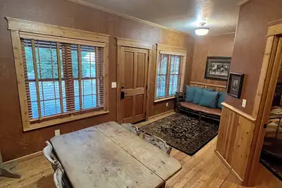 Image de Cozy cabin #1 & Ac, WiFi in Almo Id by City of Rocks National Park