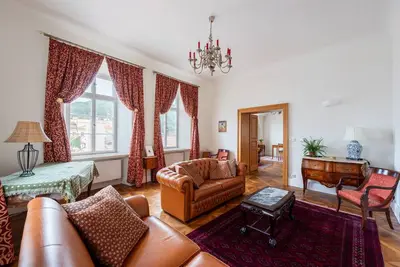 Image de Stay Beneath Prague Castle Where Mozart Performed