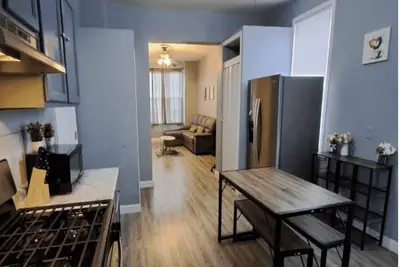 Image de Charming 2-bedroom apartment in Roscoe Village/Free Washer/Dryer/WiFi