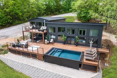 Image de Luxury Home w/ Heated Private Pool Amazing Views, Indian Point next to Sdc!