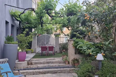 Image de Studio Côté Vigne 50 m² / Terrasse à  Côté Cour