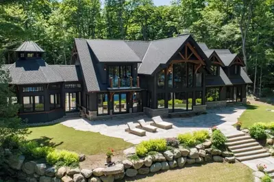 Image de Lake Joseph Mansion