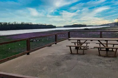 Image de River Life Landing - Cozy, Relaxing home along Mississippi River - Grafton, Il