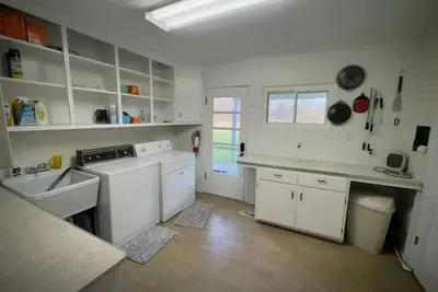 Image de Huron Beach House on Lake Erie