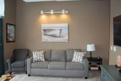 Image de 2 Bedroom Sunset Condo Close to Cedar Point