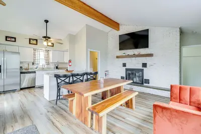 Image de Beach Access: Bbq-Ready Poconos Family Getaway!