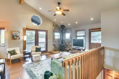 Image de Deck + Mountain Views: Fairplay Family Escape!