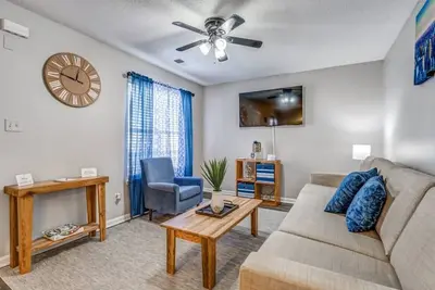 Image de 5 Min to Downtown & Hospital - Bluff City Bungalow