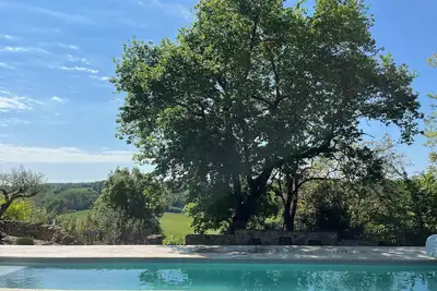 Image de La Maison du Grand Chêne – Vue, Piscine & Nature