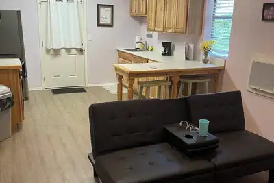 Image de Cute Private 1 Bedroom House 1. 5 Miles From Beach