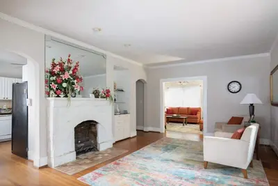 Image de Near Uab & Downtown - Redmont Revival Unit 3