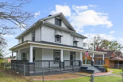 Image de 1 Mile to Bham CrossPlex & Near Legion Field