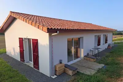 Image de Maison au calme pour des vacances en famille ou entre amis.