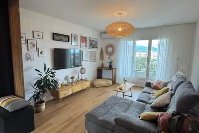 Image de Appartement 2 chambres proche plages et Bastia, vue mer et montagne