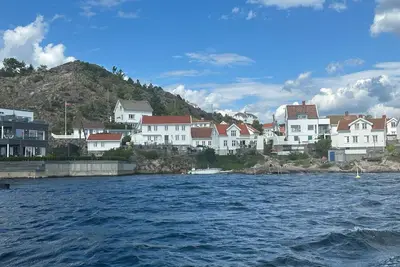 Image de Elegant 5-bedroom waterfront home in charming Risør, Norway