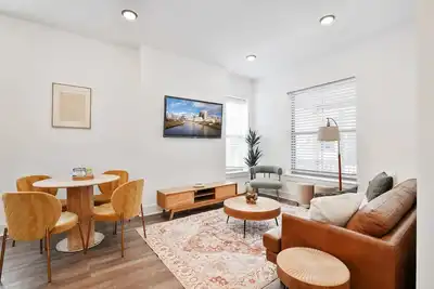 Image de Columbus Oasis w Pool Table Near Downtown