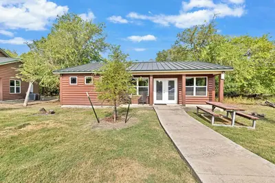 Image de Lake Escape - 14 Person Bunkhouse