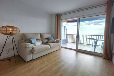 Image de Appartement 'Sant Antoni Calonge' avec vue sur mer, balcon et climatisation