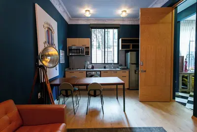 Image de Tamayo Loft: Open-Plan Stay with Modern Kitchen