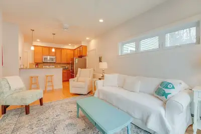 Image de Near Portland Trails: Walkable Apartment w/ Deck