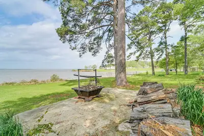 Image de Lakefront Gem w/ Boat Dock & Fishing Pier in Many