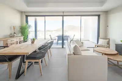 Image de The View 49, golf and sea