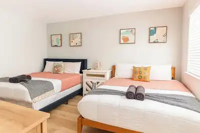 Image de Dania Beach 1br | Steps to Ocean + Parking