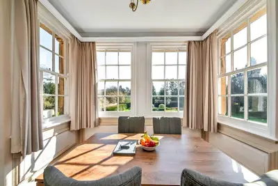 Image de Bel appartement avec vue sur la vallée, Sans dépôt