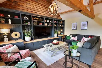 Image de Maison de vacances spacieuse dans le Triangle d'Or, Sans dépôt