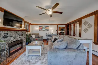 Image de Lux Bayview Nest: Near Downtown