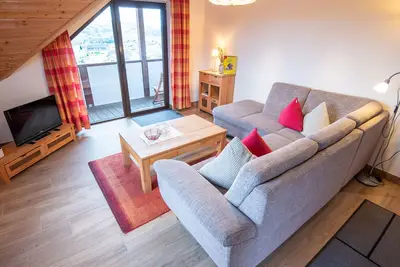 Image de Appartement \"Schwalbennest\" avec vue sur les montagnes, terrasse partagée et Wi-Fi